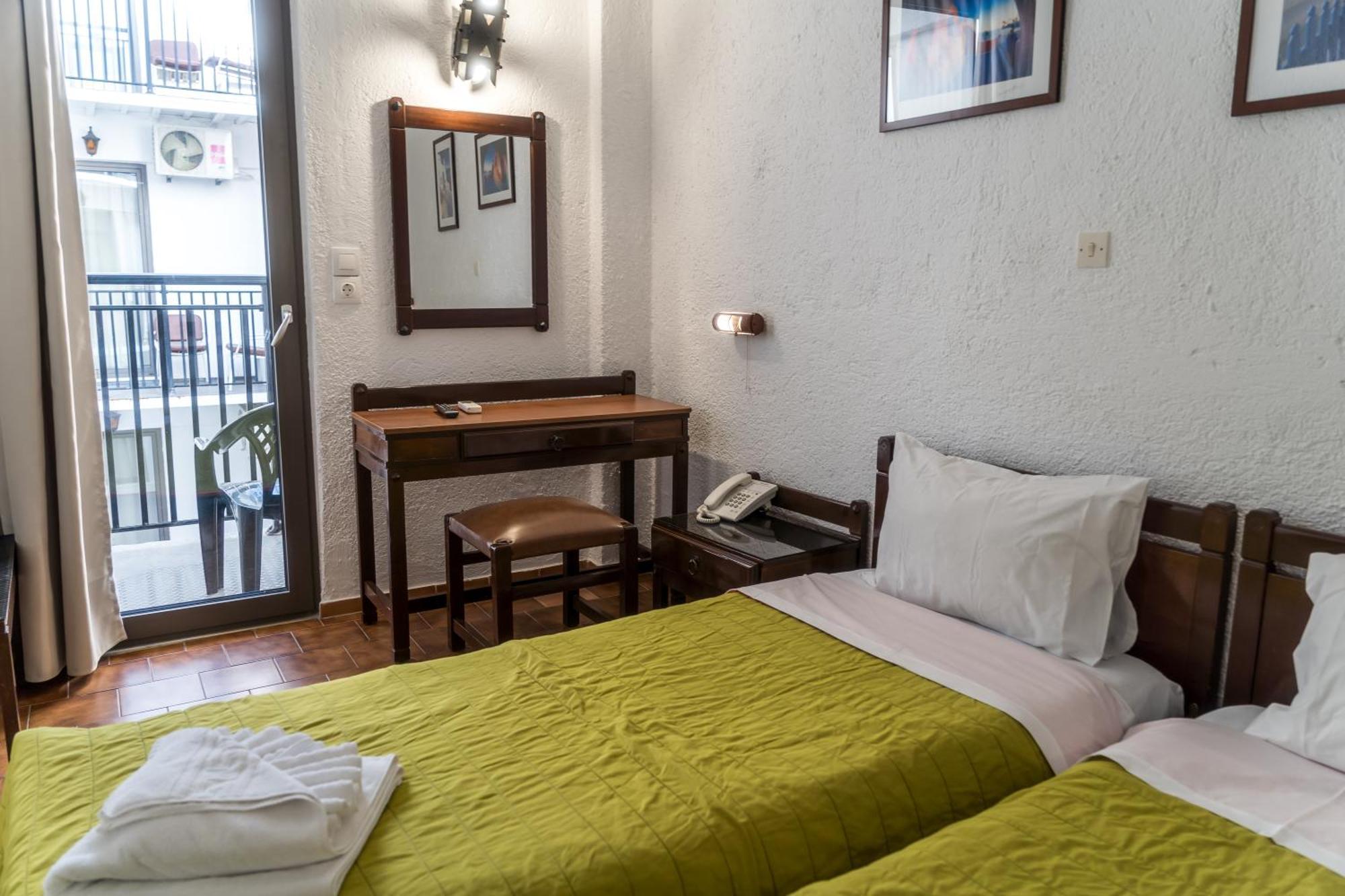 Hotel Malia Holidays Kültér fotó